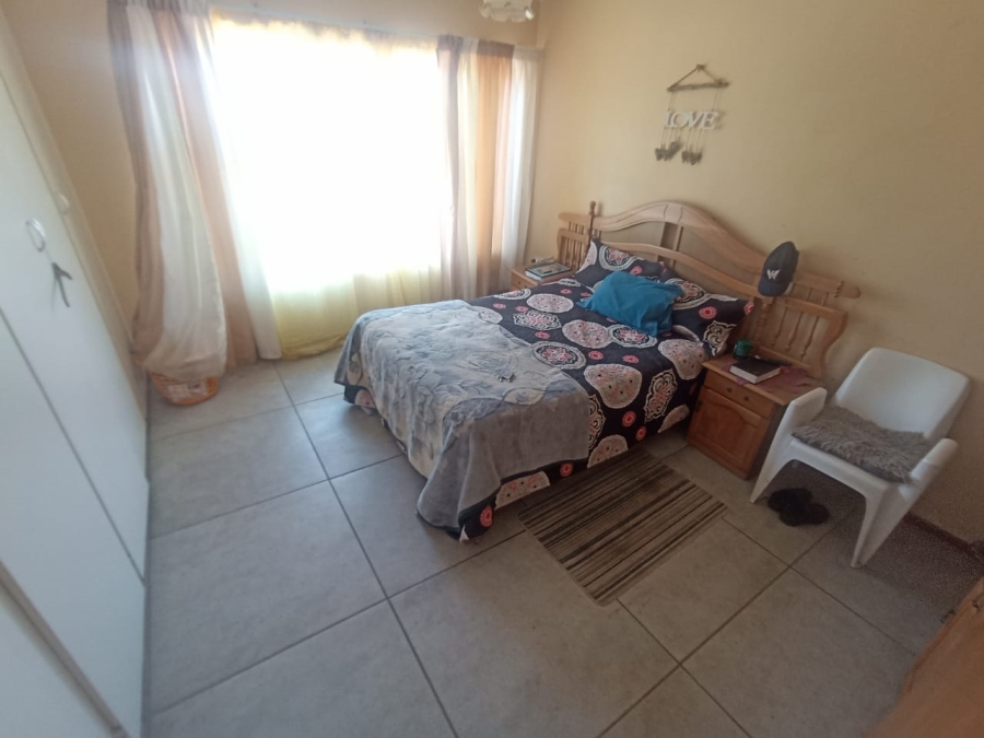 4 Bedroom Property for Sale in Heiderand Western Cape
